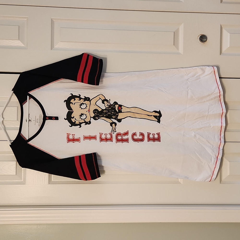 Betty Boop Fierce Universal Studios night gown night shirt